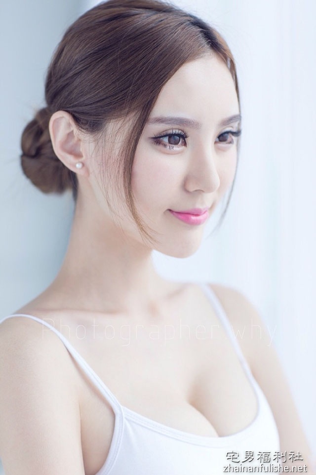 健身房「爆奶正妹」出没!晚上化身「巨乳千金」!美乳翘臀毫不隐藏啊! - 第14张 健身房「爆奶正妹」出没!晚上化身「巨乳千金」!美乳翘臀毫不隐藏啊! - 第14张