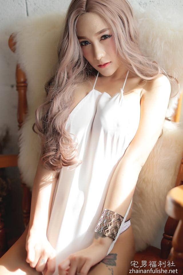 泰国「巨乳正妹」小肚兜性感照,画面太美不敢看! - 第3张 泰国「巨乳正妹」小肚兜性感照,画面太美不敢看! - 第3张