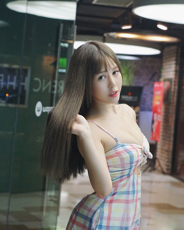 超辣「正妹英文老师」!课余时间「白皙美乳」露好露满!学生上网看到还得了啊… - 第17张 超辣「正妹英文老师」!课余时间「白皙美乳」露好露满!学生上网看到还得了啊… - 第17张