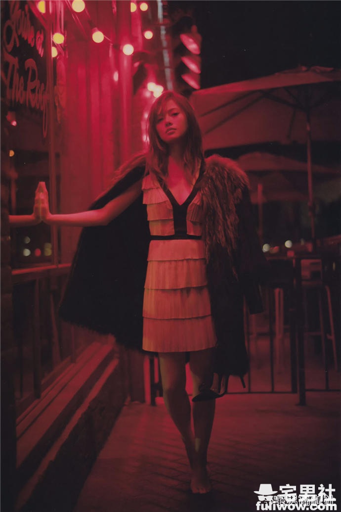 本世纪日本最强写真!白石麻衣《PASSPORT》欣赏 - 第13张 本世纪日本最强写真!白石麻衣《PASSPORT》欣赏 - 第13张