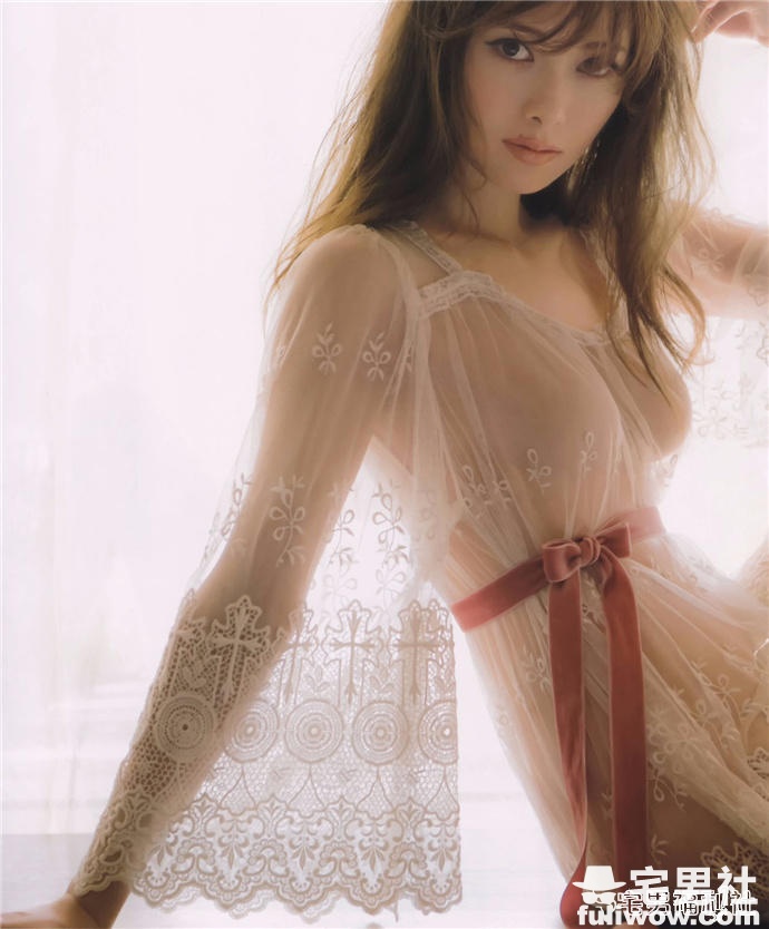 本世纪日本最强写真!白石麻衣《PASSPORT》欣赏 - 第16张 本世纪日本最强写真!白石麻衣《PASSPORT》欣赏 - 第16张