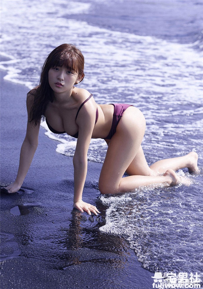 「千年一遇的童颜巨乳」浅川梨奈18岁纪念写真欣赏 - 第17张 「千年一遇的童颜巨乳」浅川梨奈18岁纪念写真欣赏 - 第17张