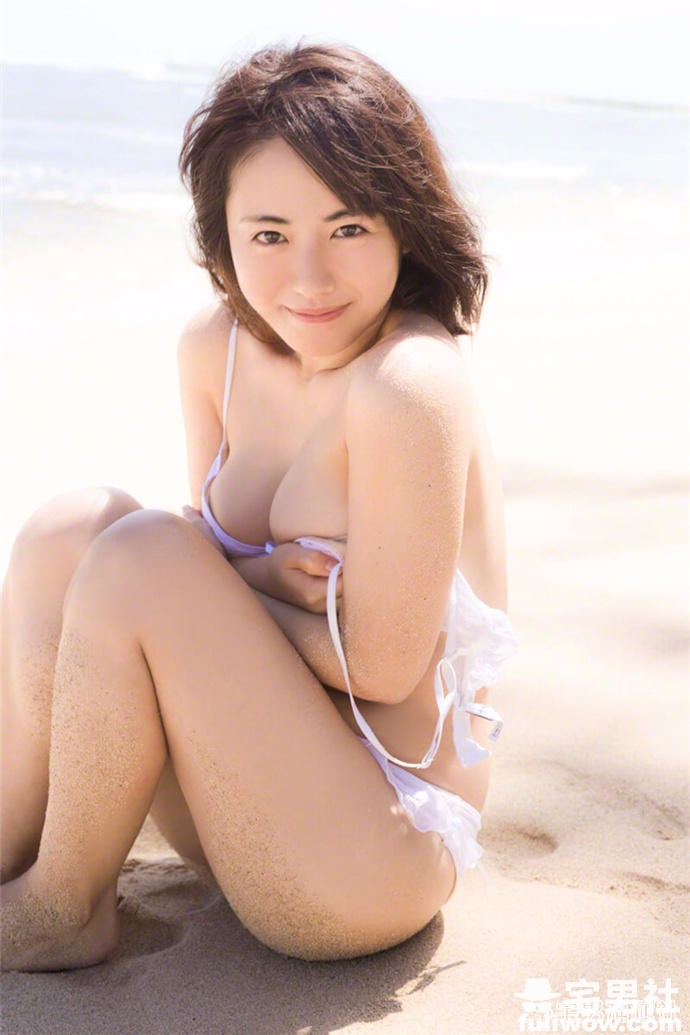 大胸的烦恼,日本最受欢迎的轻熟女 矶山沙也加 - 第19张 大胸的烦恼,日本最受欢迎的轻熟女 矶山沙也加 - 第19张