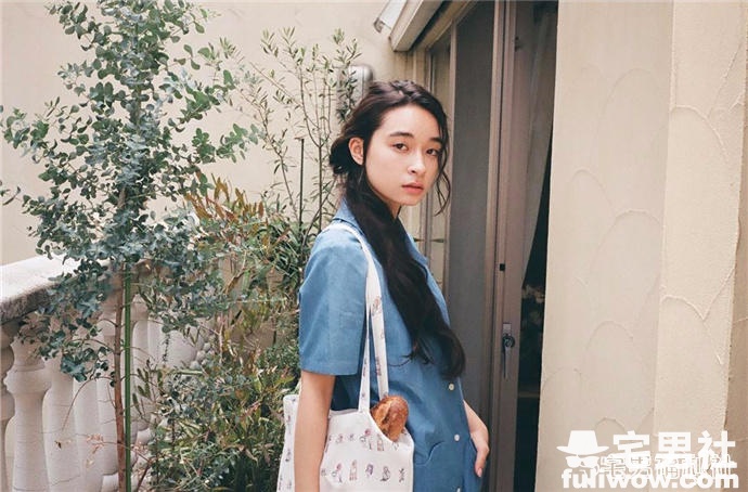 大写的冷漠,三次元十大三无美少女 - 第4张 大写的冷漠,三次元十大三无美少女 - 第4张