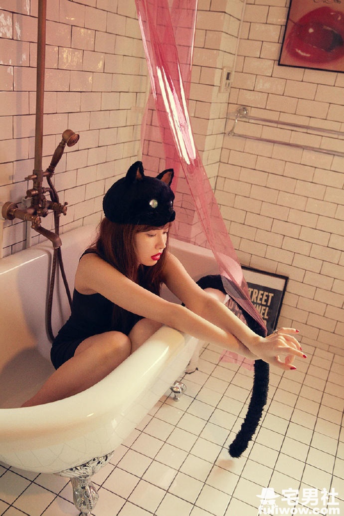 小嶋阳菜最新《FRIDAY》杂志特刊写真欣赏 - 第19张 小嶋阳菜最新《FRIDAY》杂志特刊写真欣赏 - 第19张