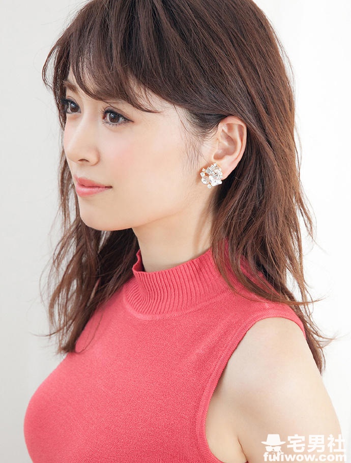 水着上阵!日本知性美女泉里香再解放 - 第12张 水着上阵!日本知性美女泉里香再解放 - 第12张