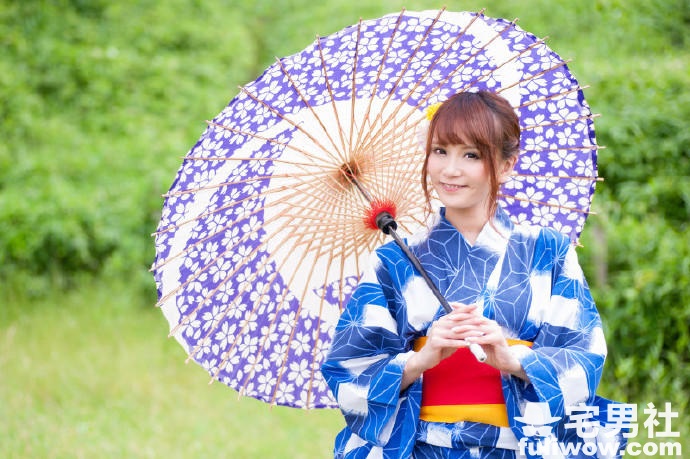 日本2015~2016年度赛车皇后 三城千咲 - 第10张 日本2015~2016年度赛车皇后 三城千咲 - 第10张