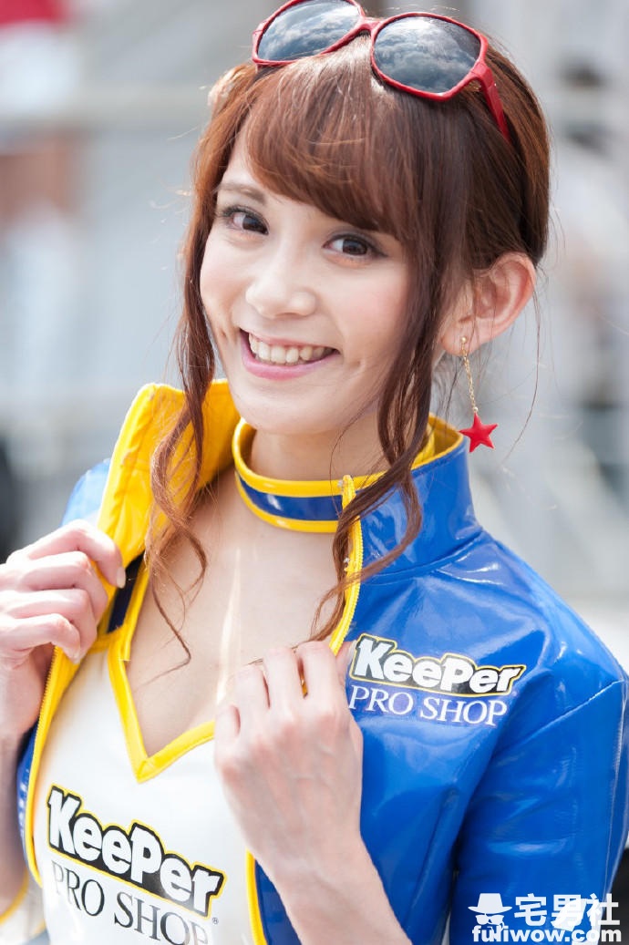 日本2015~2016年度赛车皇后 三城千咲 - 第17张 日本2015~2016年度赛车皇后 三城千咲 - 第17张