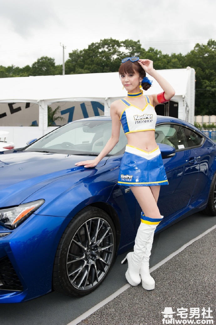 日本2015~2016年度赛车皇后 三城千咲 - 第18张 日本2015~2016年度赛车皇后 三城千咲 - 第18张