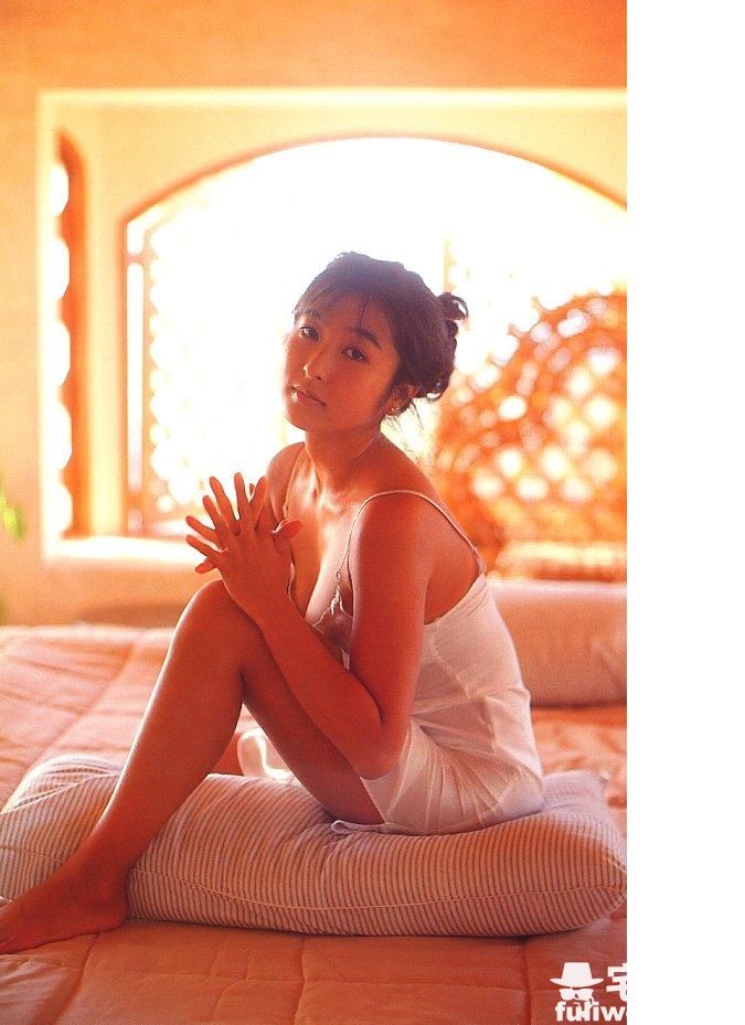 二十世纪九十年代的日本国民女神 星野丽子 - 第18张 二十世纪九十年代的日本国民女神 星野丽子 - 第18张