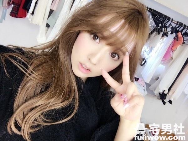 强强联手!三上悠亚、高崎圣子合体拍写真 - 第2张 强强联手!三上悠亚、高崎圣子合体拍写真 - 第2张