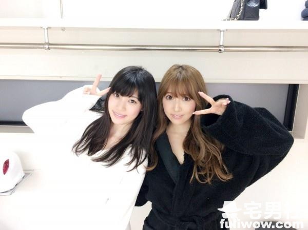 强强联手!三上悠亚、高崎圣子合体拍写真 - 第4张 强强联手!三上悠亚、高崎圣子合体拍写真 - 第4张