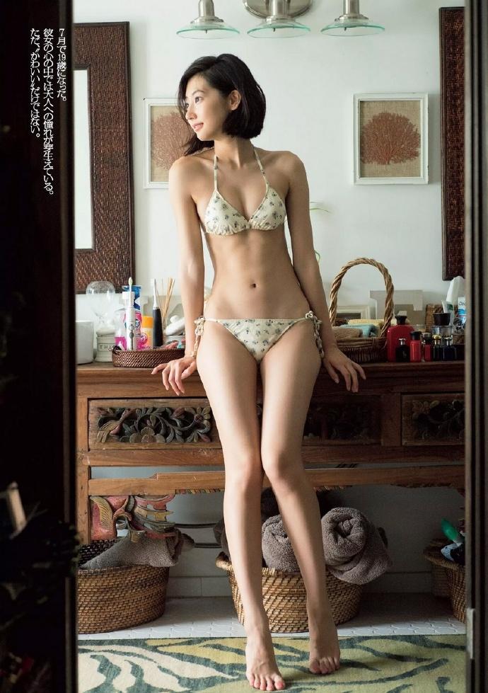 少女以上、大人未满!武田玲奈写真集 - 第3张 少女以上、大人未满!武田玲奈写真集 - 第3张