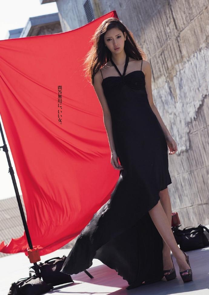 「腿玩年」系列!日本20世代美腿代表 菜菜绪 - 第2张 「腿玩年」系列!日本20世代美腿代表 菜菜绪 - 第2张