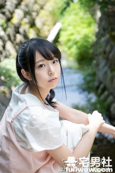 清新的透明感!前体操部纤细美少女下海拍艾薇─竹内乃爱 - 第3张 清新的透明感!前体操部纤细美少女下海拍艾薇─竹内乃爱 - 第3张