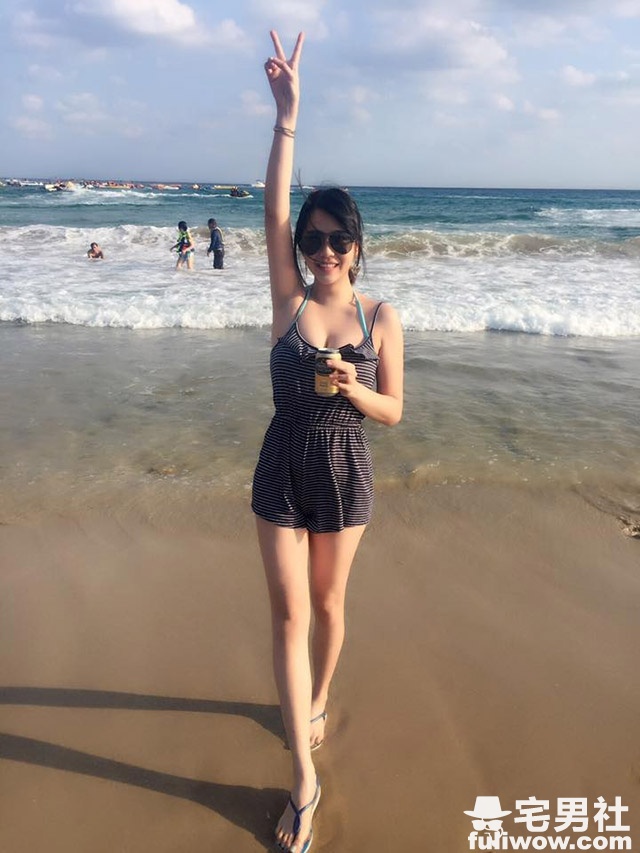 又是童颜巨乳!「正妹牙助」最爱LOL,邀你一起来开黑! - 第11张 又是童颜巨乳!「正妹牙助」最爱LOL,邀你一起来开黑! - 第11张