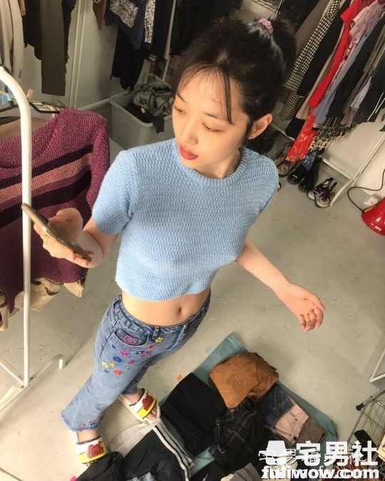 「乳头解放」并不是为了让你们视奸好吗,单纯只是老娘爽 - 第4张 「乳头解放」并不是为了让你们视奸好吗,单纯只是老娘爽 - 第4张