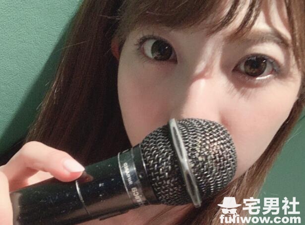 上原亚衣复出后第一个工作竟是这个