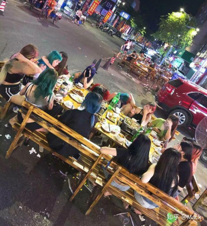 长的好看但没什么文化的厂妹最终都怎么样了?