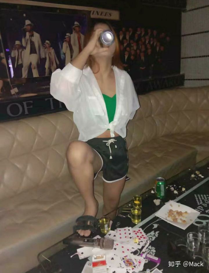 长的好看但没什么文化的厂妹最终都怎么样了?