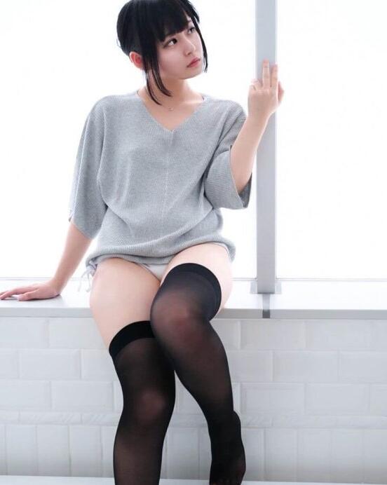 DIC-063 18岁经验丰富的重口味新人(中森彩)登场