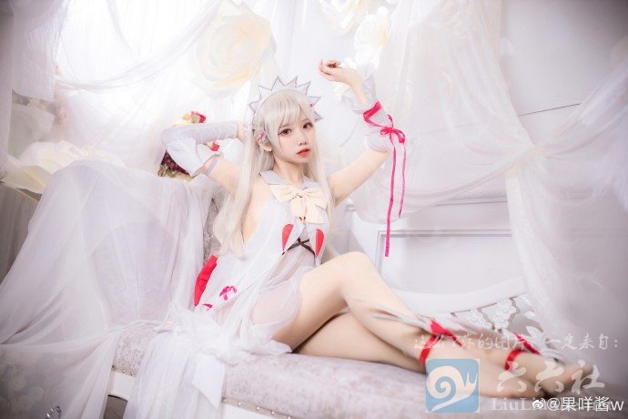 妹子图@果咩酱w 就连李李七七喜喜都没有她萌