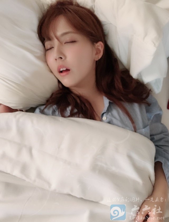 「三上悠亚」惨遭经纪人出卖,6张“床照”不慎流出