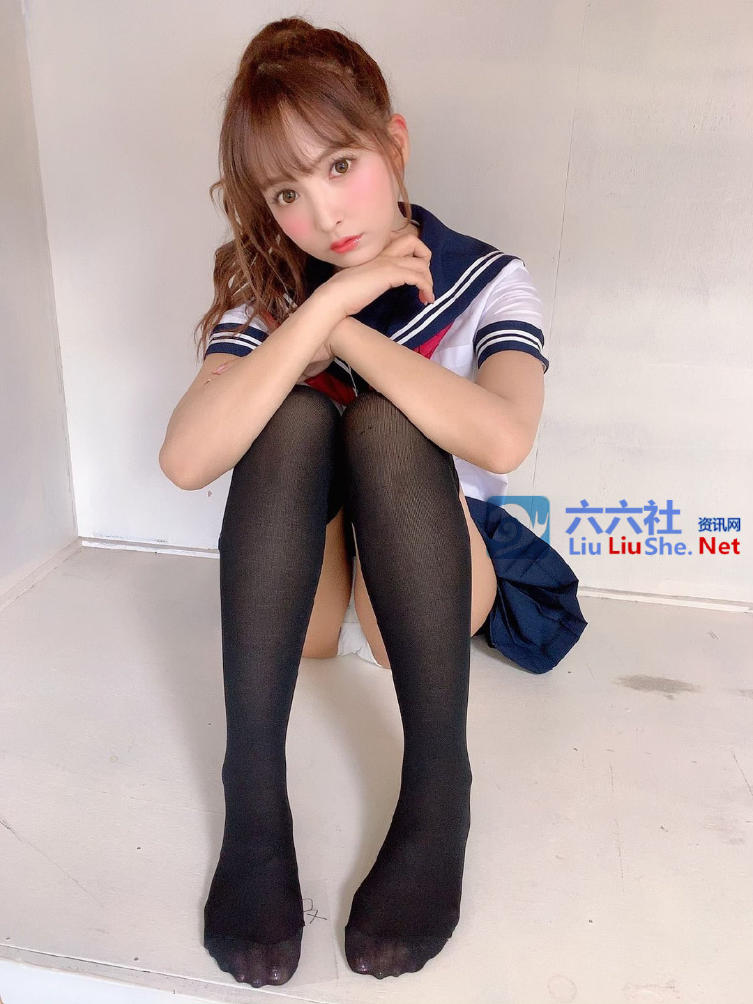 当宅男女神「三上悠亜」穿上绝对领域会发生什么?