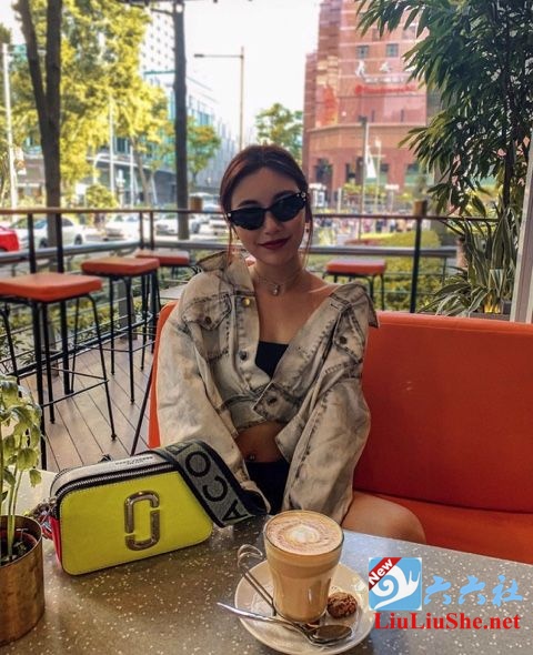拥有最多爱马仕的新加坡名媛之后揭开Calista Cuaca的超豪时尚网红生活实况