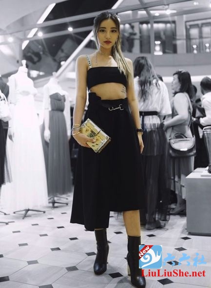 拥有最多爱马仕的新加坡名媛之后揭开Calista Cuaca的超豪时尚网红生活实况