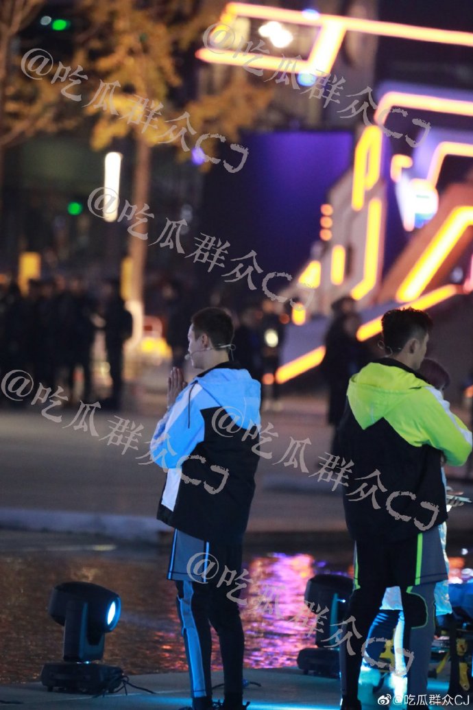 27日高以翔在录制《追我吧》时去世,这样是事情曾发生过