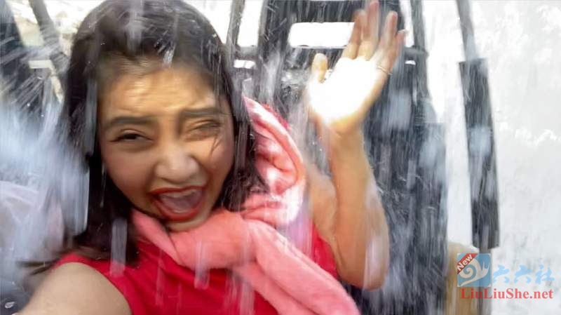 她有一个不会拍照的男友是怎样一种体验?这样做你的脚会不会抽筋?