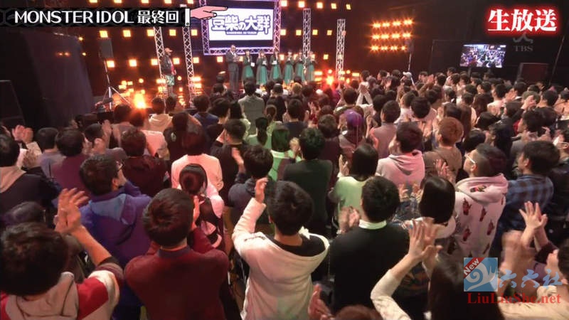 无节操的岛国综艺节目主持人潜规则女演员,被倒挂处以水刑