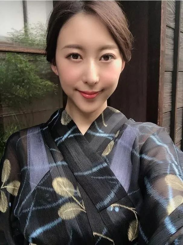 「松下纱荣子」为什么如此低调?再度封神的「深田咏美」也被压制