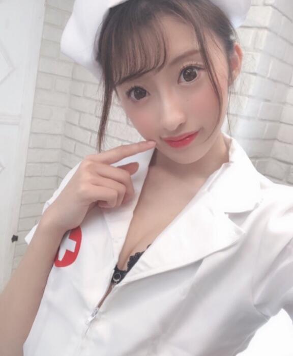 SSNI-708 想近距离欣赏星宫一花大秀美腿吗!不要错过