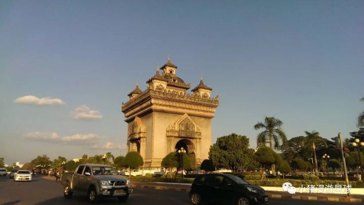 老挝是个什么样的国家?