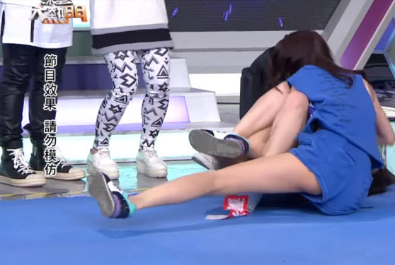 这样大尺度的综艺,综艺节目收视率排行榜绝对是第一