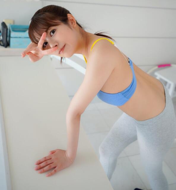 FLNS-076 算命先:杏羽かれん(杏羽花莲)天生就该拍片