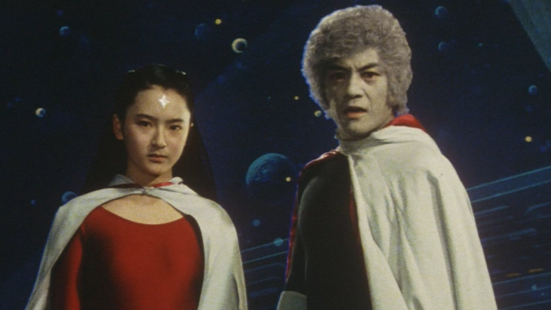 电影《超能校园美少女》当青春幻想蜕变为尖叫噩梦-星玉馆