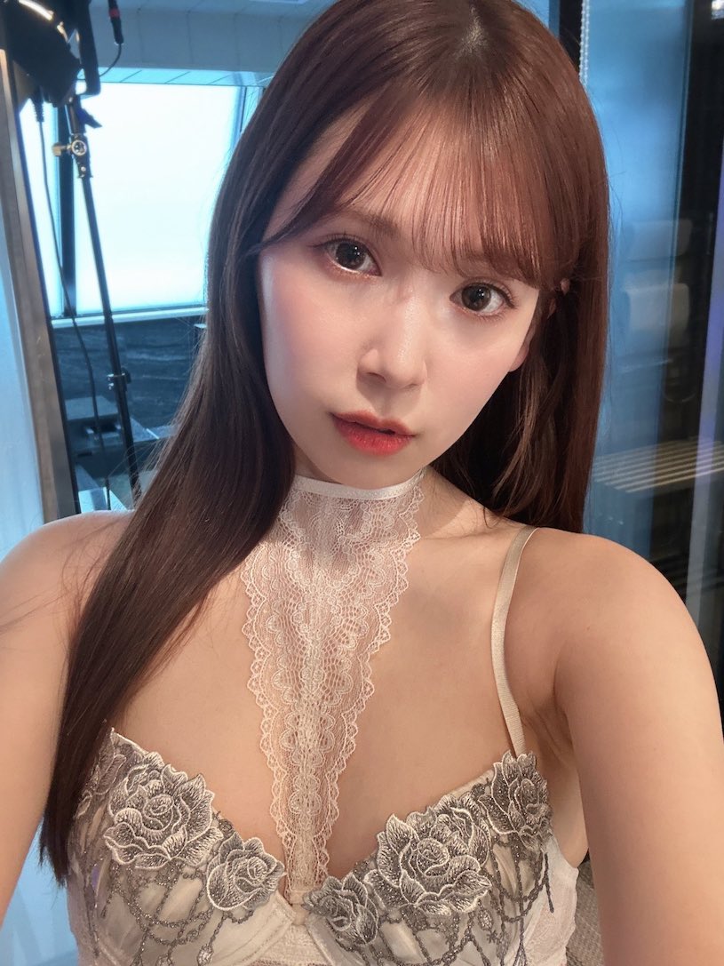 AV最强美少女《明里䌷》精选作品推荐封面及剧情图片介绍-星玉馆