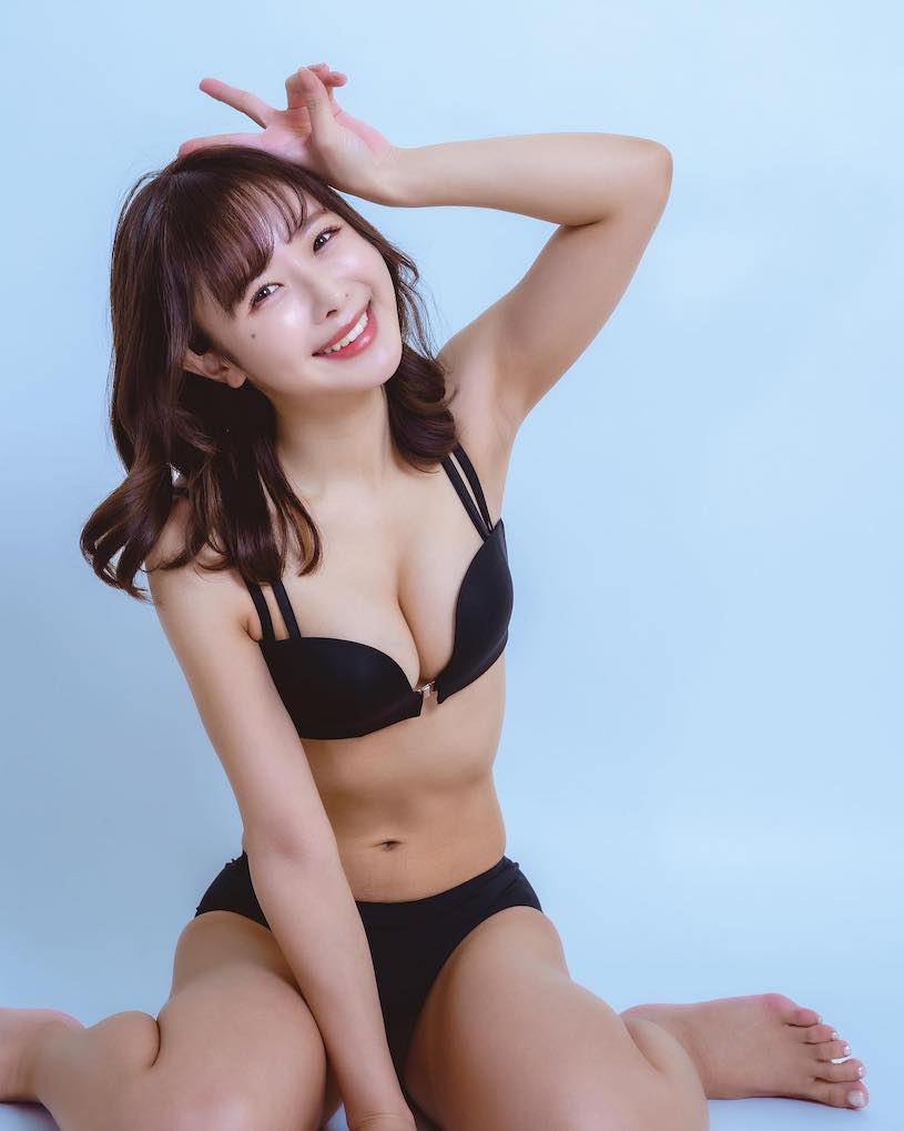 图片[4]-栗山莉绪(Kiriyama-Rio)精选作品推荐封面及剧情图片介绍-星玉馆