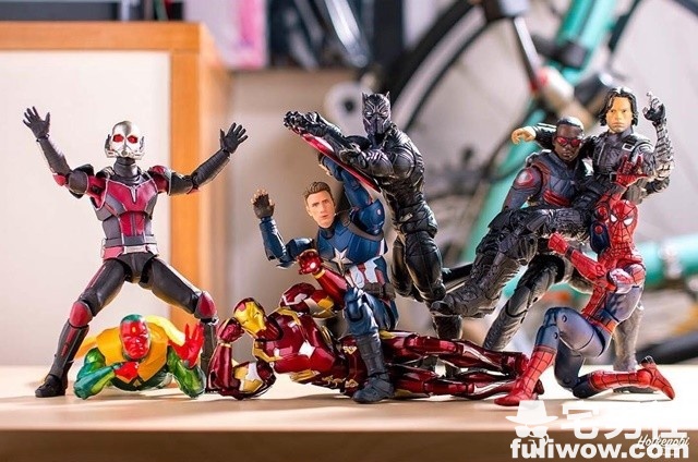 图片[2]-《超级英雄们的愉快日常生活》没想到死侍和蜘蛛人竟是好基友？！-星玉馆