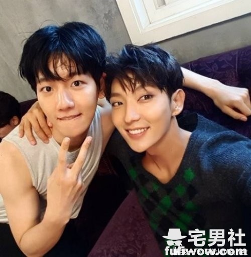 图片[14]-盘点８对《高颜值男男CP组合》，网友都不敢相信他们是纯友谊！-星玉馆