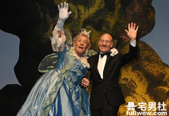 图片[11]-老年组发糖《X教授和万磁王又亲了》，公然在帝国颁奖典礼bobo-星玉馆