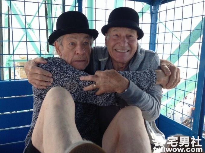 图片[12]-老年组发糖《X教授和万磁王又亲了》，公然在帝国颁奖典礼bobo-星玉馆