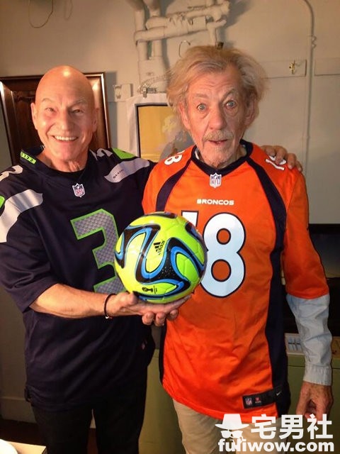 图片[14]-老年组发糖《X教授和万磁王又亲了》，公然在帝国颁奖典礼bobo-星玉馆