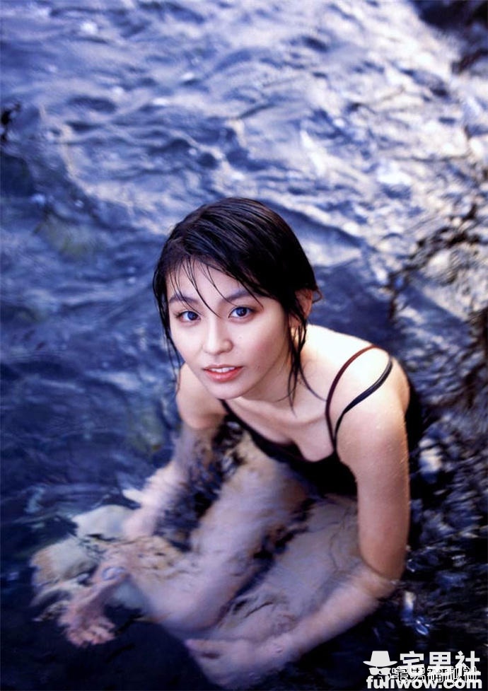 日本隐乳系清纯美女 本假屋唯香（本仮屋ユイカ） - 第16张