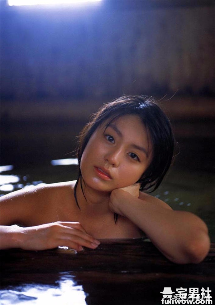 日本隐乳系清纯美女 本假屋唯香（本仮屋ユイカ） - 第17张