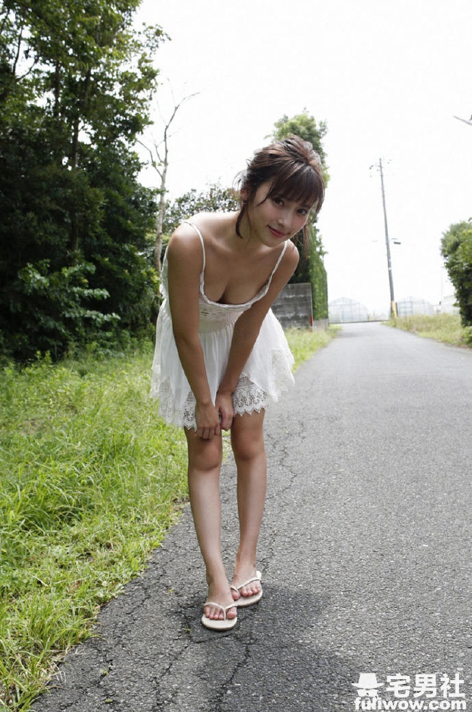 「我平胸我骄傲」微乳美女池上纱理依最新写真欣赏 - 第11张