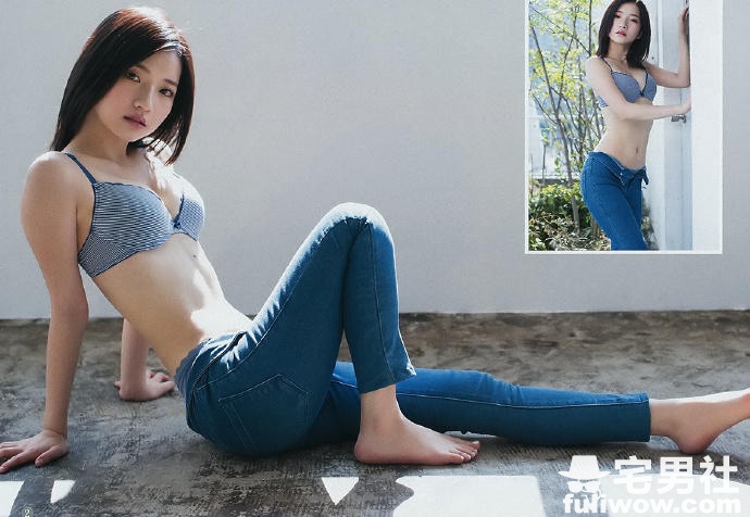 可爱小护士【南りほ初】写真欣赏，纤细蛮腰太美腻了-星玉馆